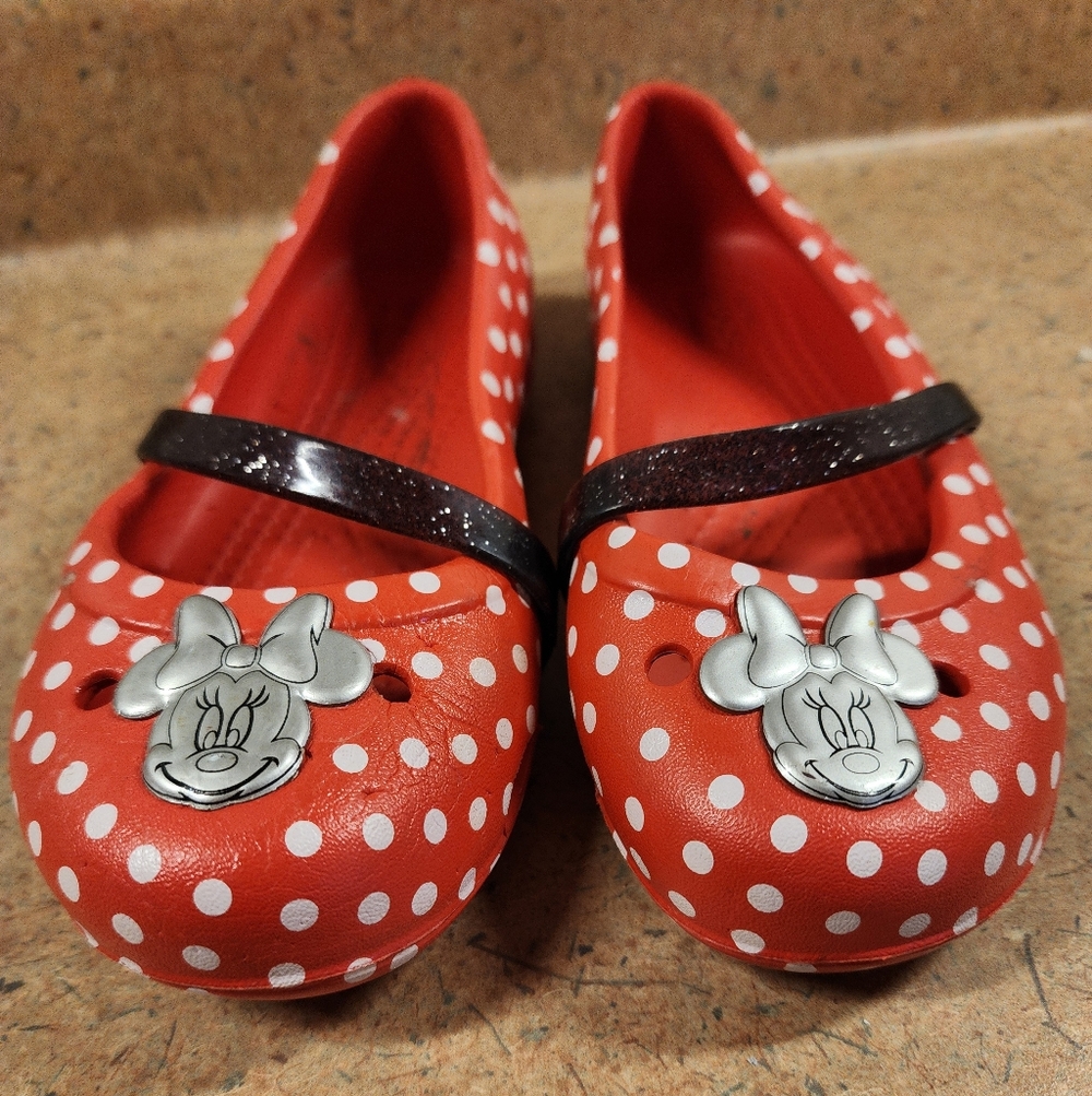 Minnie Mouse Red And White Polka Dot kids sz 11 Crocs - Picture 2 of 8
